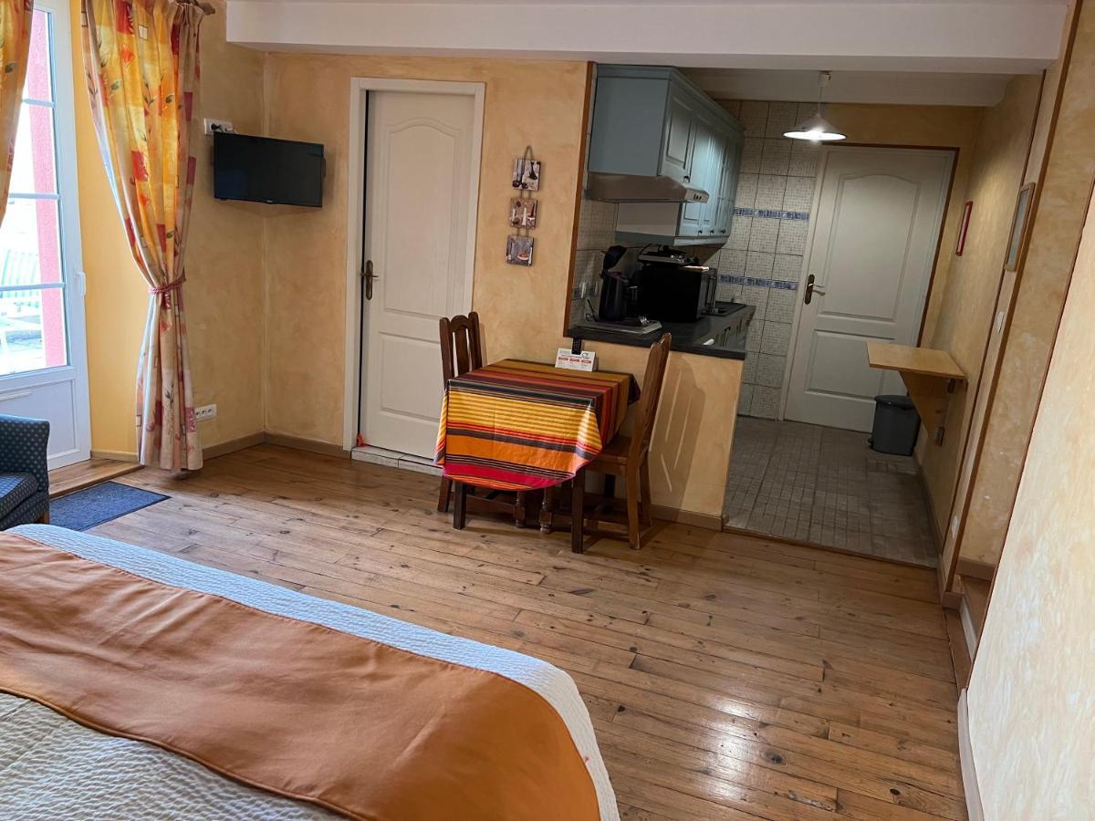 Logis Hotel L'Adourable Auberge Soublecause Buitenkant foto